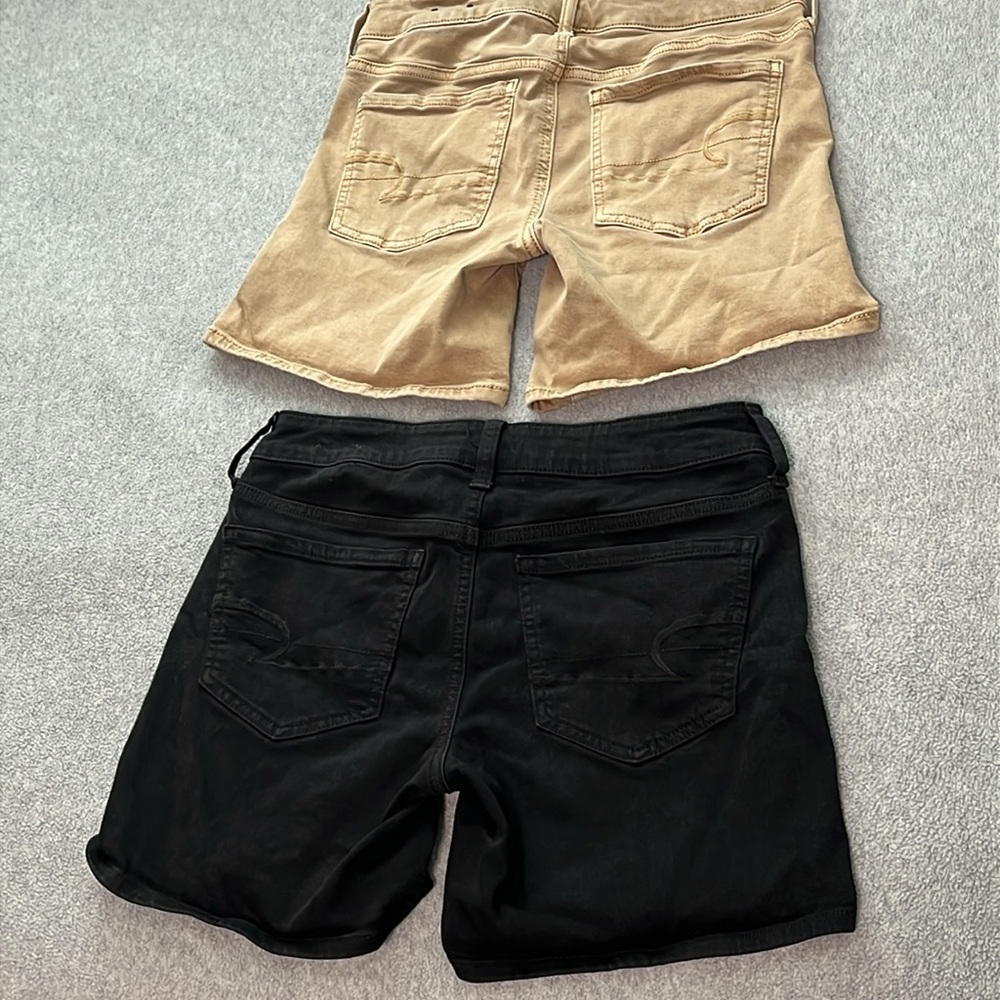 American Eagles Midi Shorts Bundle Lot Size 4 Black Khaki Summer - Picture 6 of 7